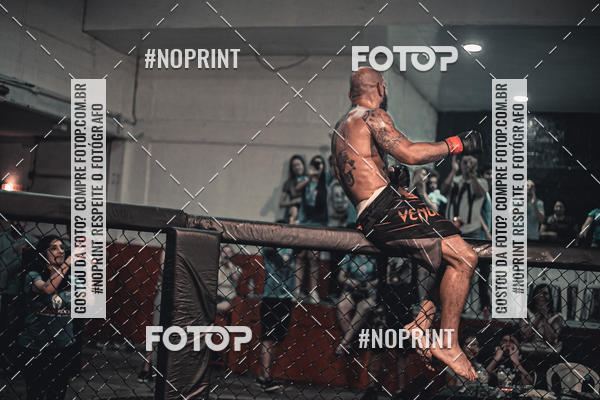 Buy your photos of the eventElite Fighting Championship on Fotop