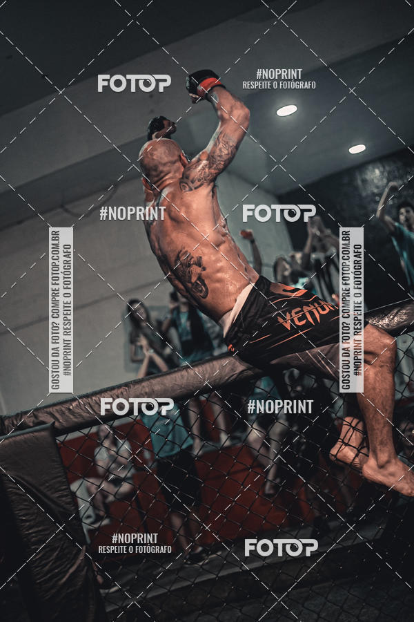 Buy your photos of the eventElite Fighting Championship on Fotop
