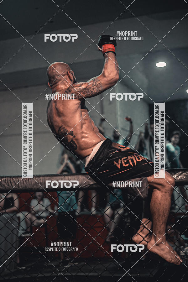 Buy your photos of the eventElite Fighting Championship on Fotop