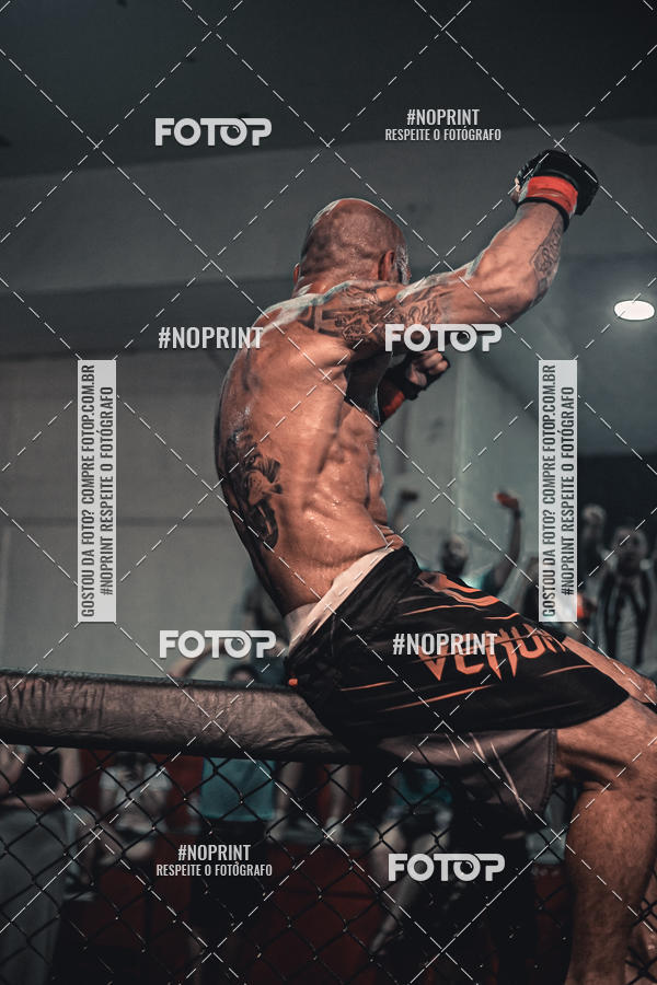 Buy your photos of the eventElite Fighting Championship on Fotop