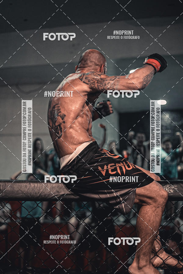 Buy your photos of the eventElite Fighting Championship on Fotop
