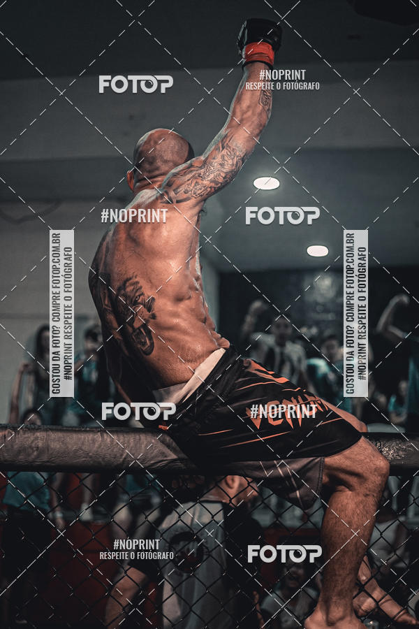 Buy your photos of the eventElite Fighting Championship on Fotop