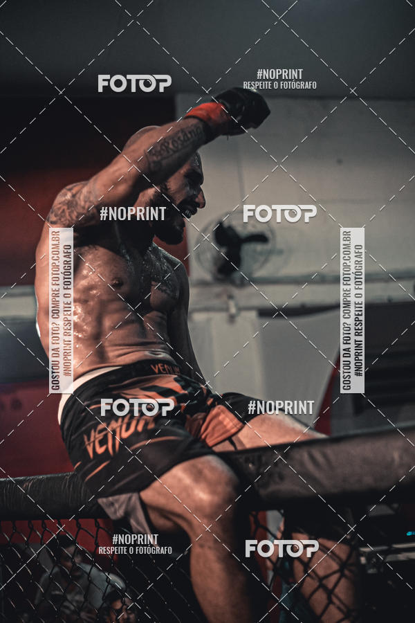Buy your photos of the eventElite Fighting Championship on Fotop