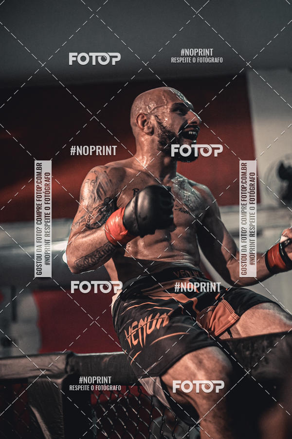 Buy your photos of the eventElite Fighting Championship on Fotop