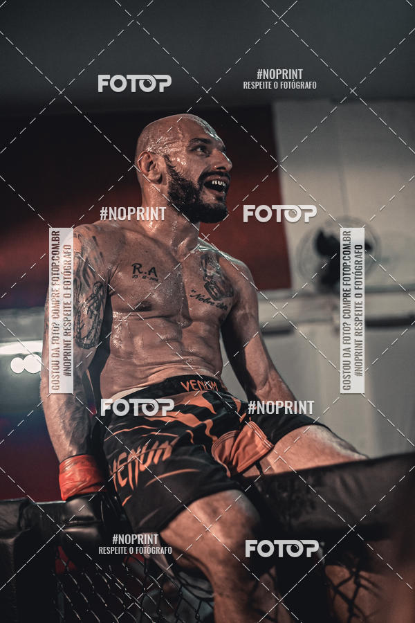 Buy your photos of the eventElite Fighting Championship on Fotop