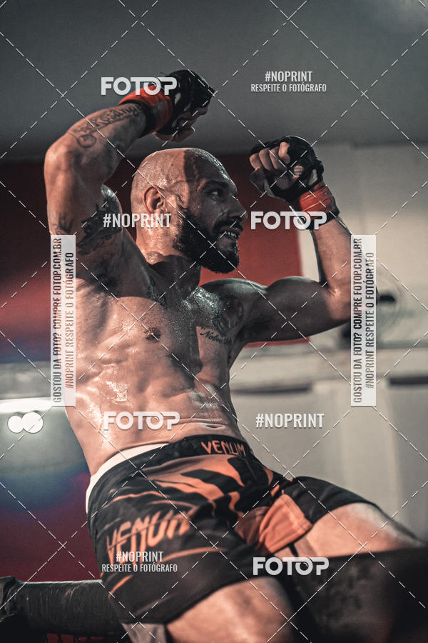 Buy your photos of the eventElite Fighting Championship on Fotop