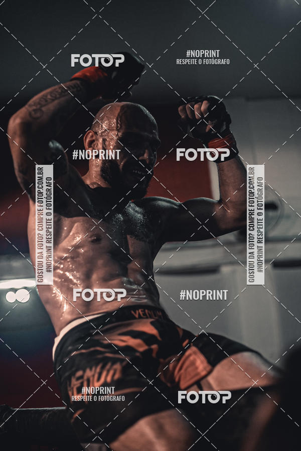Buy your photos of the eventElite Fighting Championship on Fotop