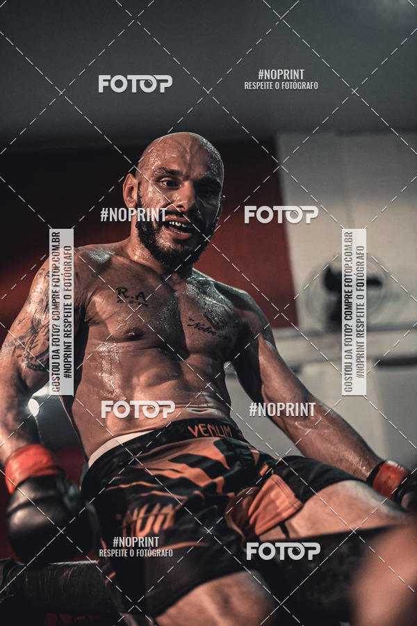 Buy your photos of the eventElite Fighting Championship on Fotop