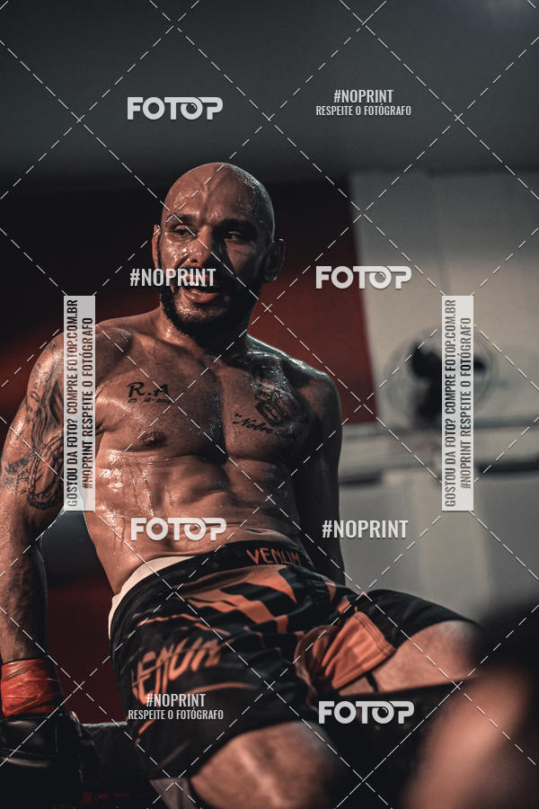 Buy your photos of the eventElite Fighting Championship on Fotop