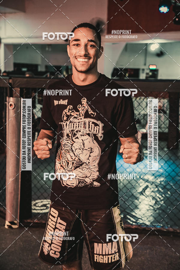 Buy your photos of the eventElite Fighting Championship on Fotop