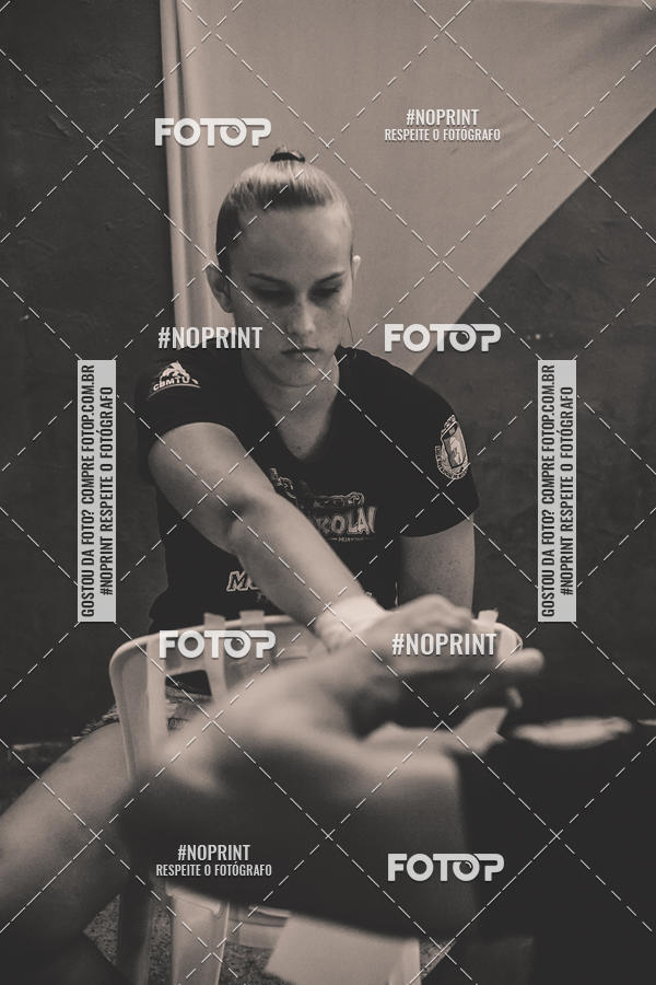 Buy your photos of the eventElite Fighting Championship on Fotop
