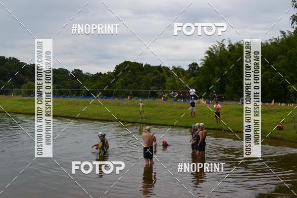 Achetez vos photos de l'vnementBLUE SERIES TRIATHLON SO CARLOS 2019 sur Fotop