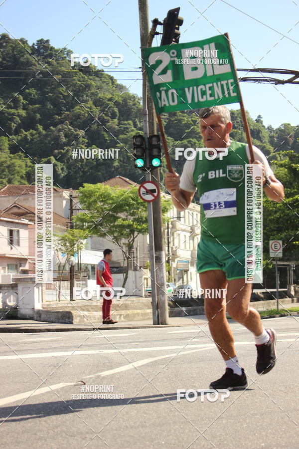 Buy your photos of the event5 Milhas Santa Casa de Santos  on Fotop