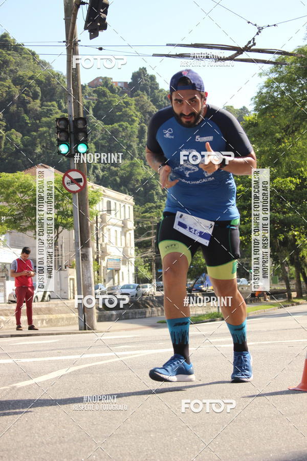 Buy your photos of the event5 Milhas Santa Casa de Santos  on Fotop