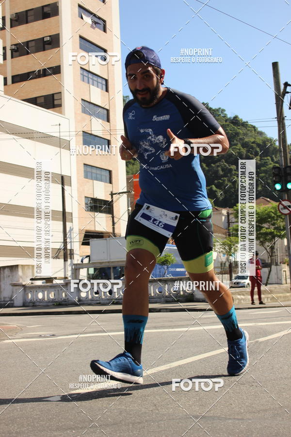 Buy your photos of the event5 Milhas Santa Casa de Santos  on Fotop