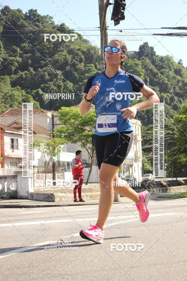 Buy your photos of the event5 Milhas Santa Casa de Santos  on Fotop