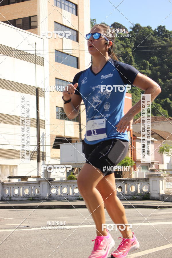 Buy your photos of the event5 Milhas Santa Casa de Santos  on Fotop