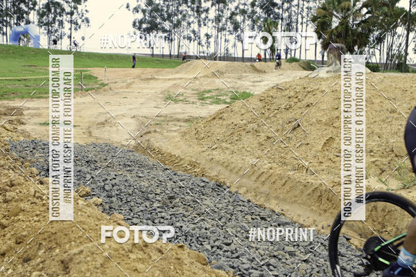 Compre as suas fotos do eventoCR2 Bike Cross Indoor no Fotop