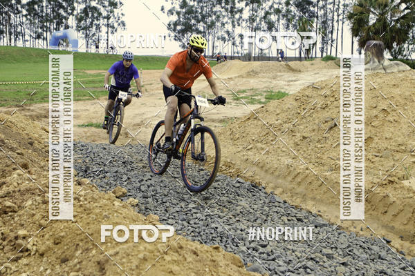 Compre as suas fotos do eventoCR2 Bike Cross Indoor no Fotop