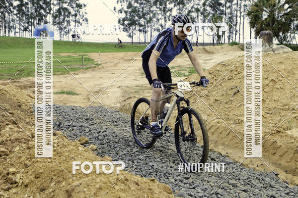 Compre as suas fotos do eventoCR2 Bike Cross Indoor no Fotop