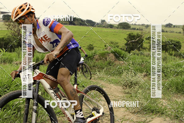 Compra tus fotos del eventoCR2 Bike Cross Indoor En Fotop