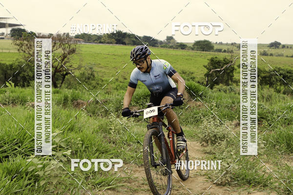 Achetez vos photos de l'vnementCR2 Bike Cross Indoor sur Fotop