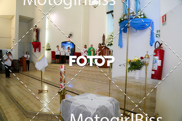 Buy your photos of the eventPirmeira Comunho  on Fotop