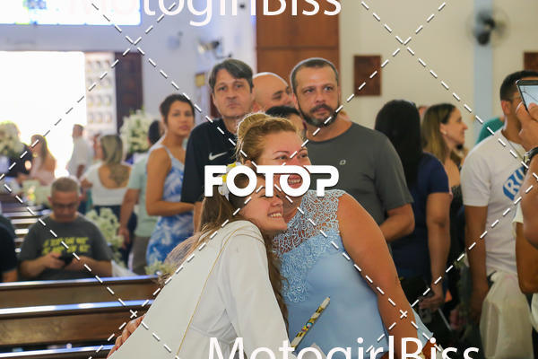 Buy your photos of the eventPirmeira Comunho  on Fotop