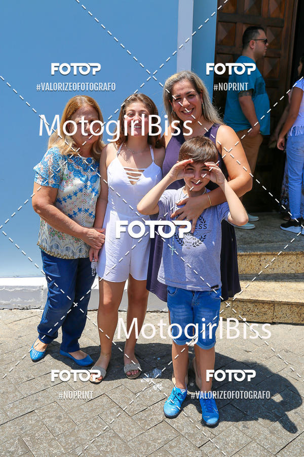 Buy your photos of the eventPirmeira Comunho  on Fotop