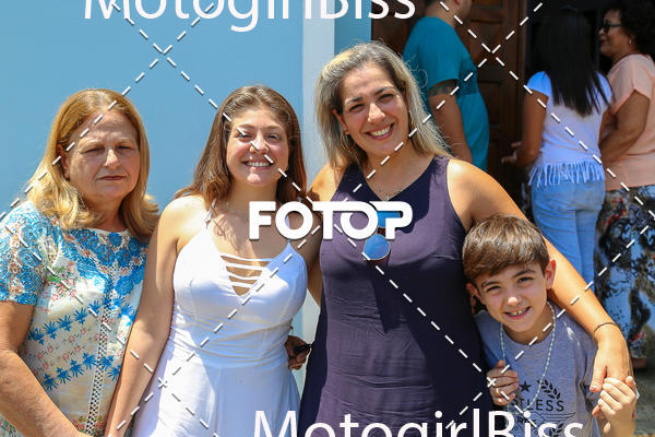 Buy your photos of the eventPirmeira Comunho  on Fotop