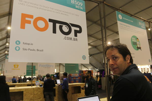Buy your photos of the eventWebSummit 2019 on Fotop