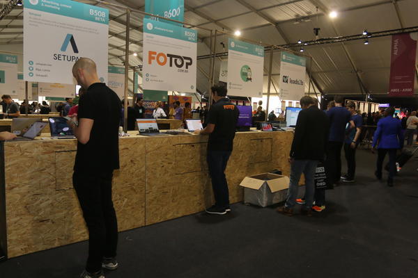 Buy your photos of the eventWebSummit 2019 on Fotop