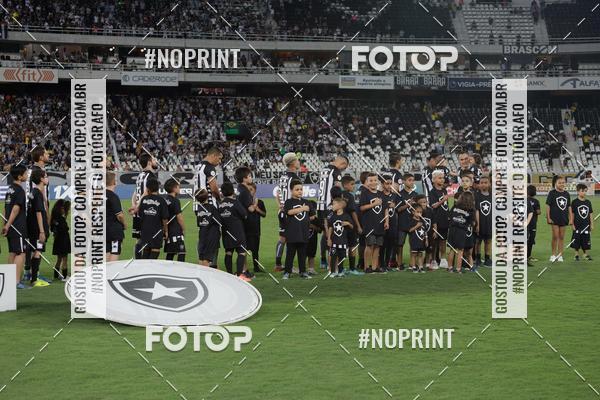 Achetez vos photos de l'vnementBotafogo x Cruzeiro  Nilton Santos  - 31/10/2019 sur Fotop