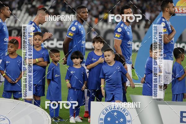 Achetez vos photos de l'vnementBotafogo x Cruzeiro  Nilton Santos  - 31/10/2019 sur Fotop