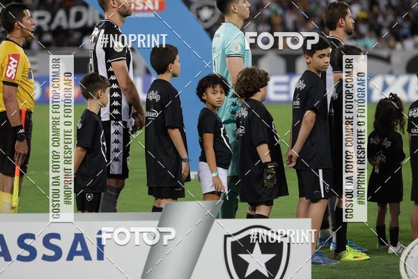 Achetez vos photos de l'vnementBotafogo x Cruzeiro  Nilton Santos  - 31/10/2019 sur Fotop