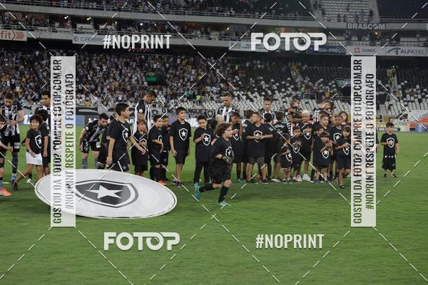 Achetez vos photos de l'vnementBotafogo x Cruzeiro  Nilton Santos  - 31/10/2019 sur Fotop