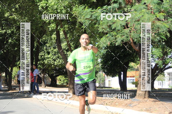 Compre suas fotos do evento1� Corrida Unimed Norte de Minas no Fotop