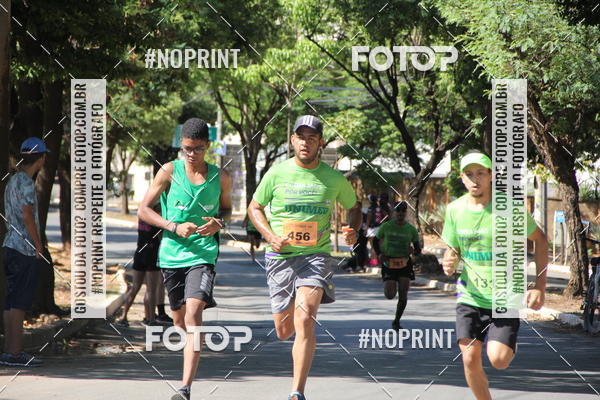 Compre suas fotos do evento1� Corrida Unimed Norte de Minas no Fotop
