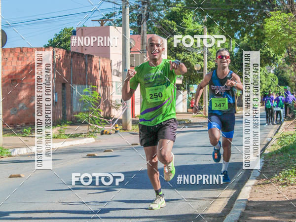 Buy your photos of the event1 Corrida Unimed Norte de Minas on Fotop