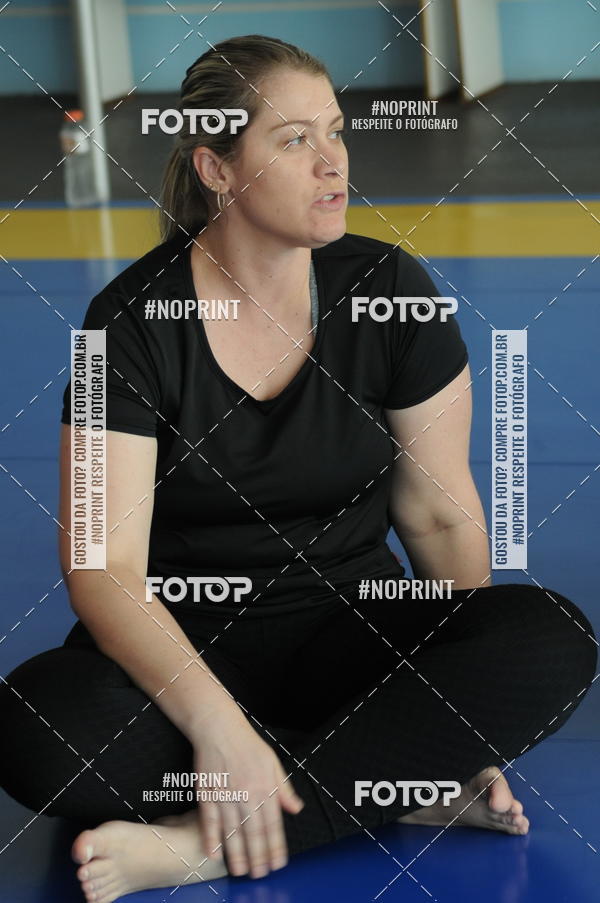 Buy your photos of the eventSEMINRIO DEFESA PESSOAL PARA MULHERES on Fotop