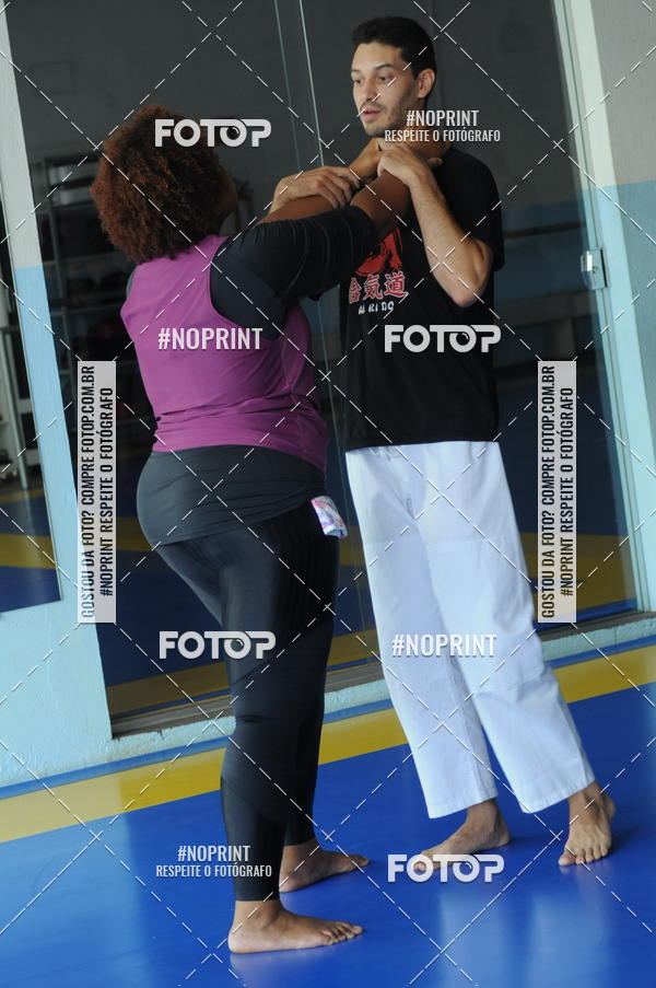 Buy your photos of the eventSEMINRIO DEFESA PESSOAL PARA MULHERES on Fotop