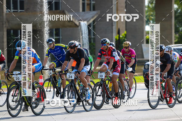 Buy your photos of the event100KM DE BRASLIA-COPA RESENHA MASTER DE CICLISMO. on Fotop