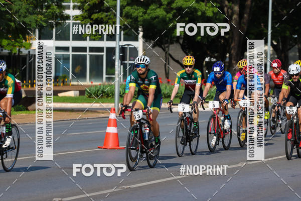 Buy your photos of the event100KM DE BRASLIA-COPA RESENHA MASTER DE CICLISMO. on Fotop