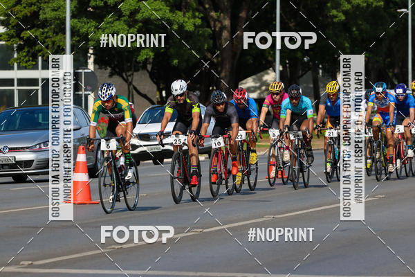Buy your photos of the event100KM DE BRASLIA-COPA RESENHA MASTER DE CICLISMO. on Fotop
