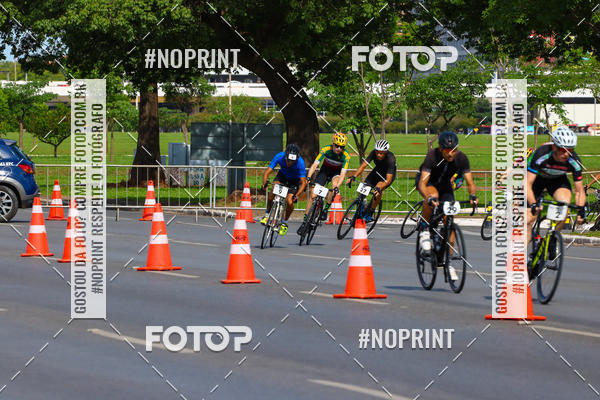Buy your photos of the event100KM DE BRASLIA-COPA RESENHA MASTER DE CICLISMO. on Fotop