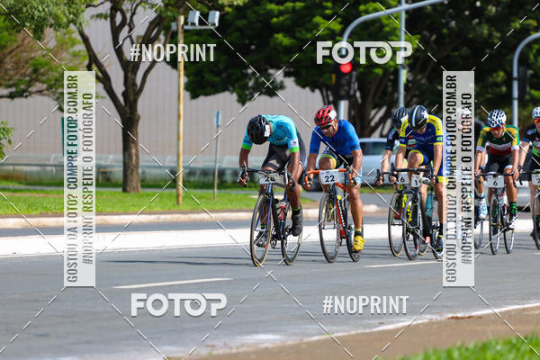 Buy your photos of the event100KM DE BRASLIA-COPA RESENHA MASTER DE CICLISMO. on Fotop