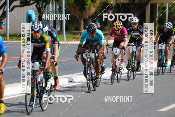 Buy your photos of the event100KM DE BRASLIA-COPA RESENHA MASTER DE CICLISMO. on Fotop