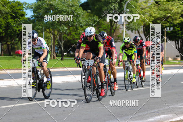 Buy your photos of the event100KM DE BRASLIA-COPA RESENHA MASTER DE CICLISMO. on Fotop