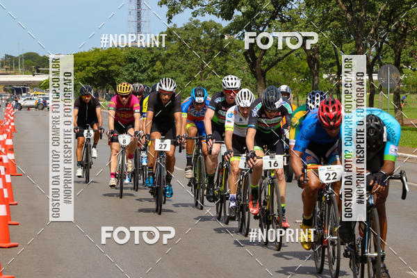 Buy your photos of the event100KM DE BRASLIA-COPA RESENHA MASTER DE CICLISMO. on Fotop