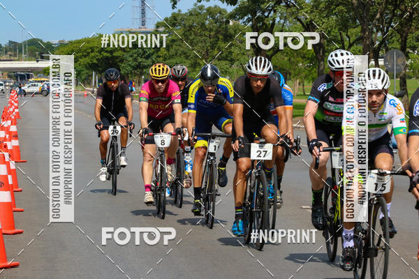 Buy your photos of the event100KM DE BRASLIA-COPA RESENHA MASTER DE CICLISMO. on Fotop